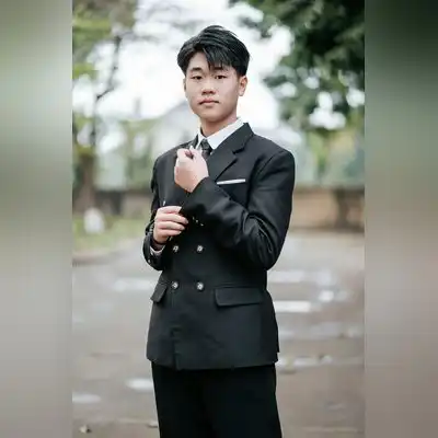 明薇